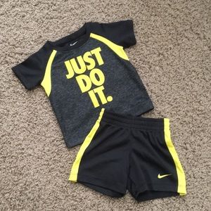 Boys Nike Shirt & Shorts Set